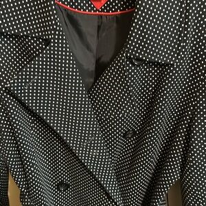 Trenchcoat, by Tommy Hilfiger, black with white polkadots, size L EUC